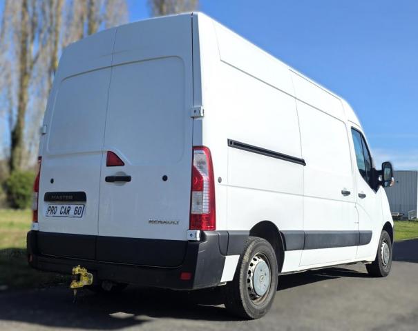 Renault Master image 1