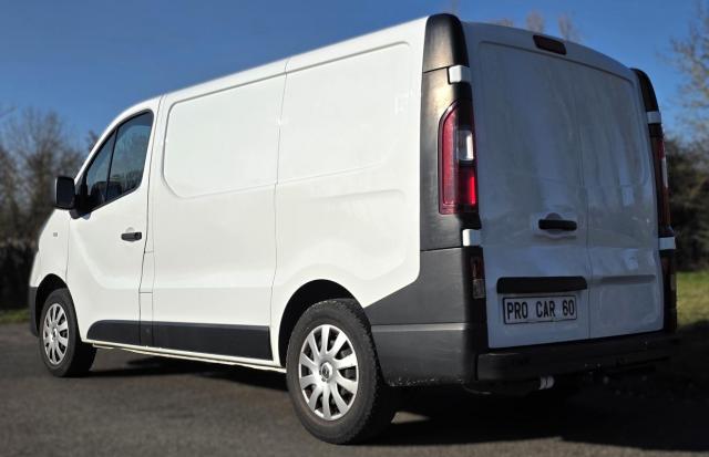 Renault Trafic image 2