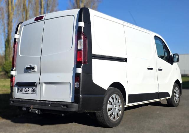 Renault Trafic image 8