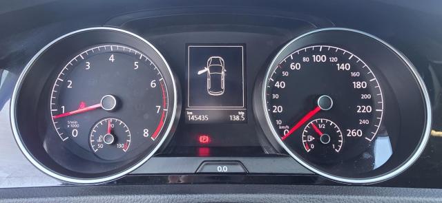 Volkswagen Golf image 2
