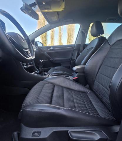 Volkswagen Golf image 9