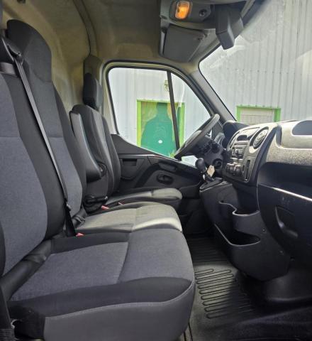 Renault Master image 1