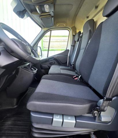 Renault Master image 6