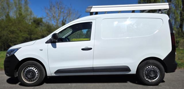 Renault Express Van image 5