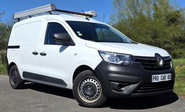 Renault Express Van image 2