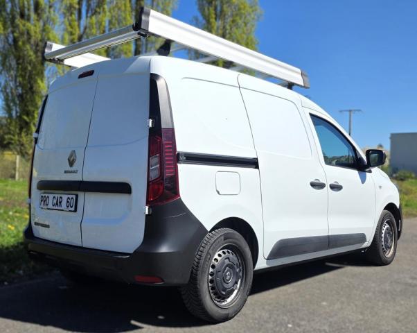 Renault Express Van image 9