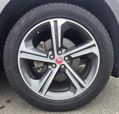 Jaguar F-Pace image 2