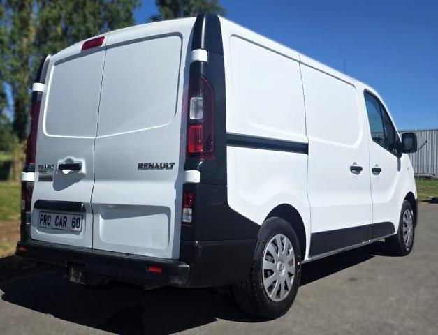 Renault Trafic image 4