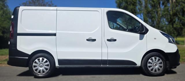 Renault Trafic image 3
