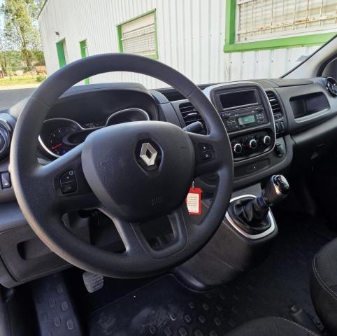 Renault Trafic image 8