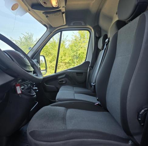 Renault Master image 7