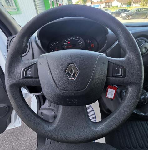 Renault Master image 8