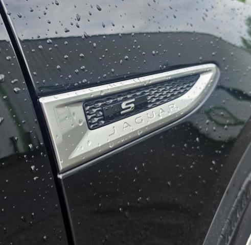 Jaguar E-Pace image 4