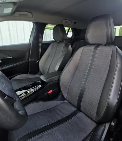 Peugeot 2008 image 3