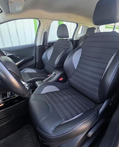 Peugeot 2008 image 7