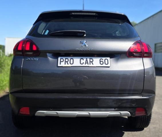 Peugeot 2008 image 3