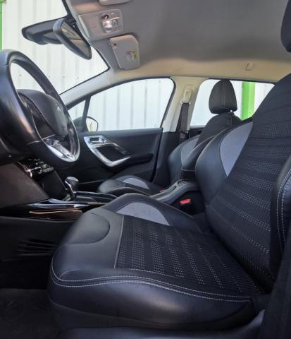 Peugeot 2008 image 6