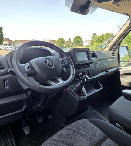 Renault Master image 4