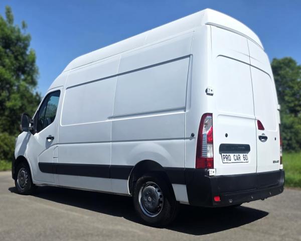 Renault Master image 1