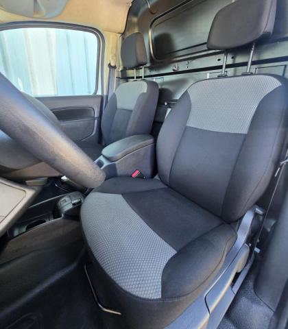 Renault Kangoo image 7