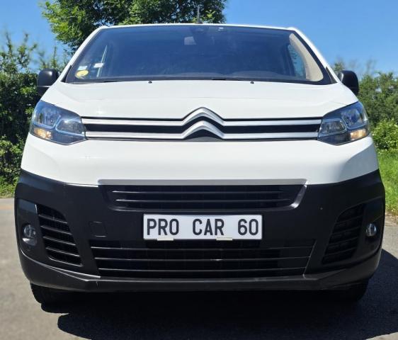 Citroen Jumpy image 2