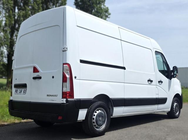 Renault Master image 1