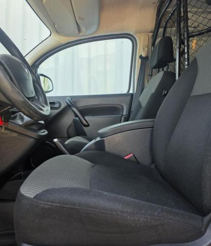 Renault Kangoo image 7