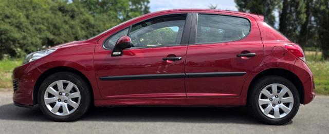 Peugeot 207 image 3