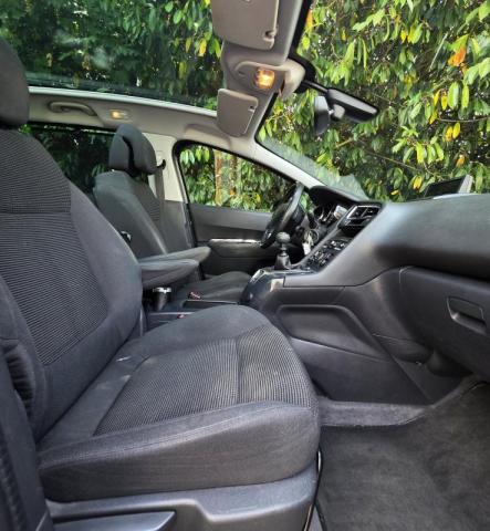 Peugeot 5008 image 3