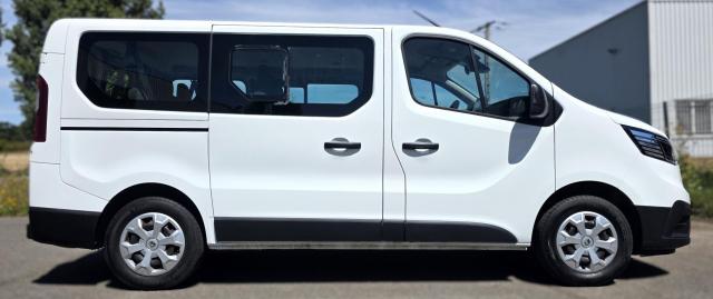Renault Trafic image 8