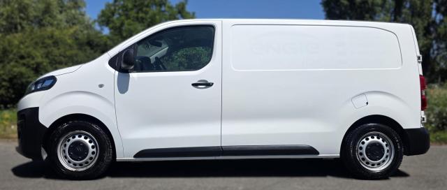 Citroen Jumpy image 2