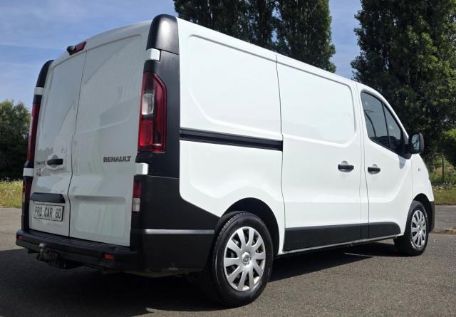 Renault Trafic image 8