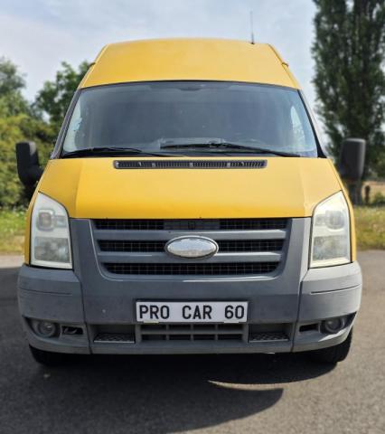 Ford Transit image 2