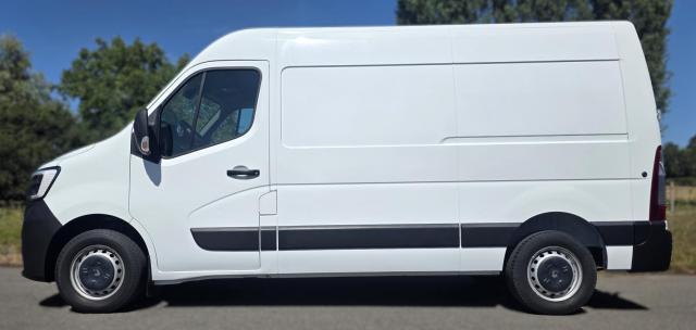 Renault Master image 9