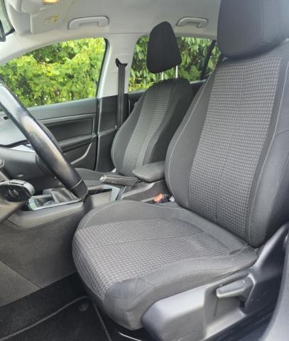 Peugeot 308 image 8