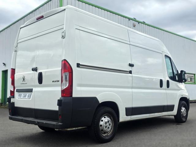 Peugeot Boxer image 2