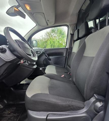 Renault Kangoo image 8