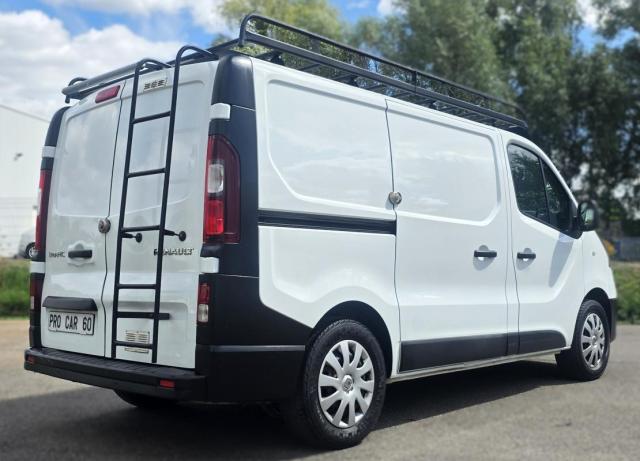 Renault Trafic image 7