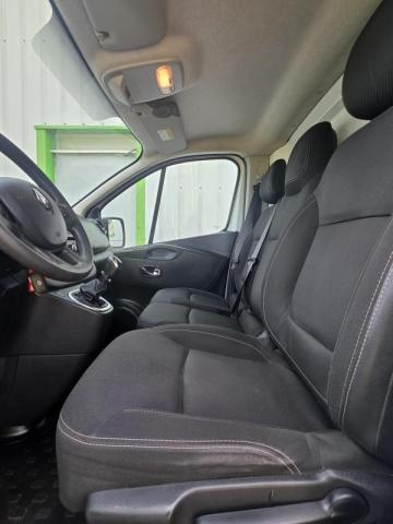 Renault Trafic image 8