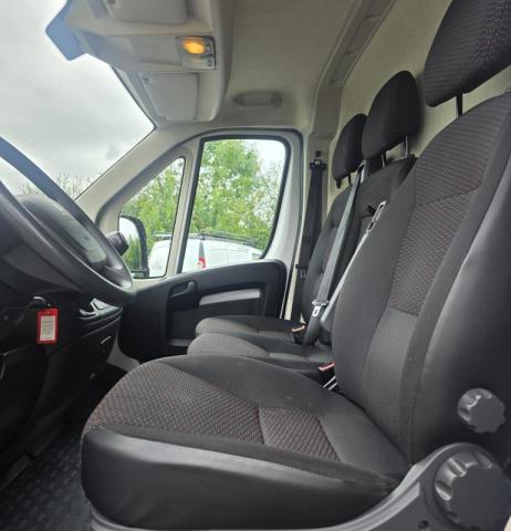 Peugeot Boxer image 4
