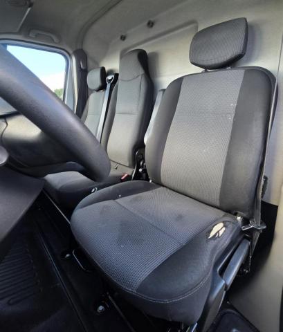Renault Master image 9