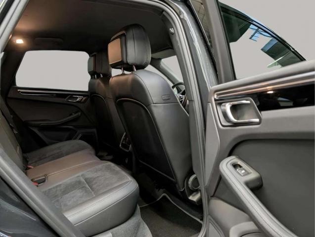 Porsche Macan image 8