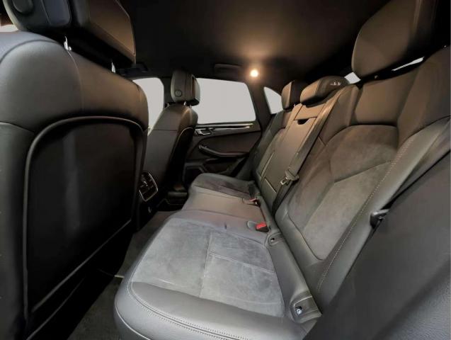 Porsche Macan image 4
