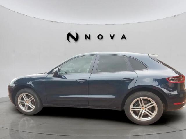 Porsche Macan image 1