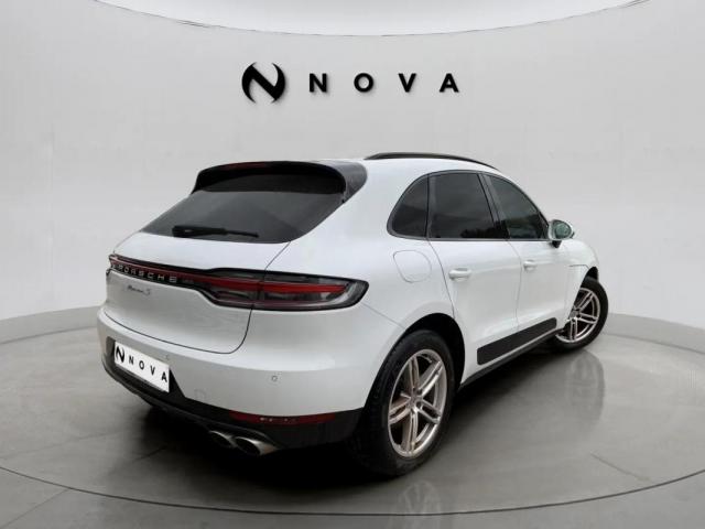 Porsche Macan image 8
