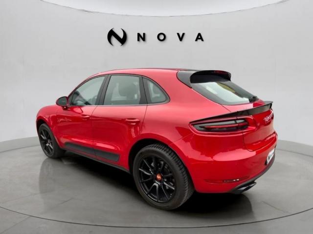 Porsche Macan image 6