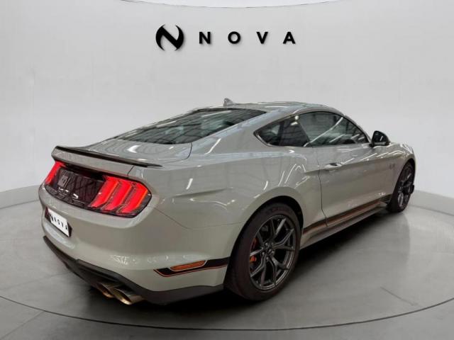 Ford Mustang image 8