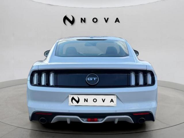 Ford Mustang image 2