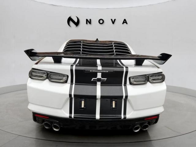 Chevrolet Camaro image 6