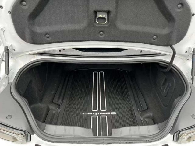 Chevrolet Camaro image 9